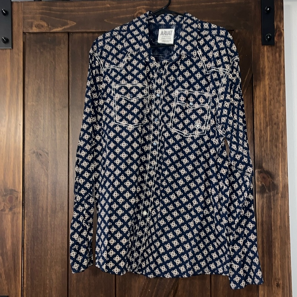 Ariat XXL shirt